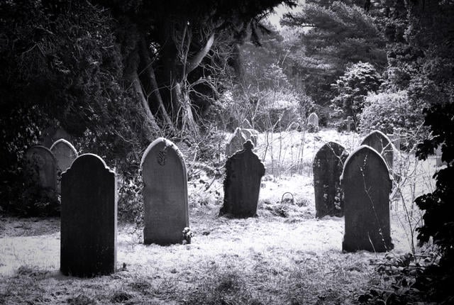 soñar con un cementerio